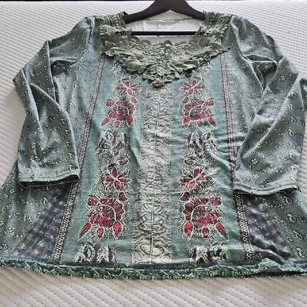 Green Embellished Blouse with Three-Quarter Sleeves